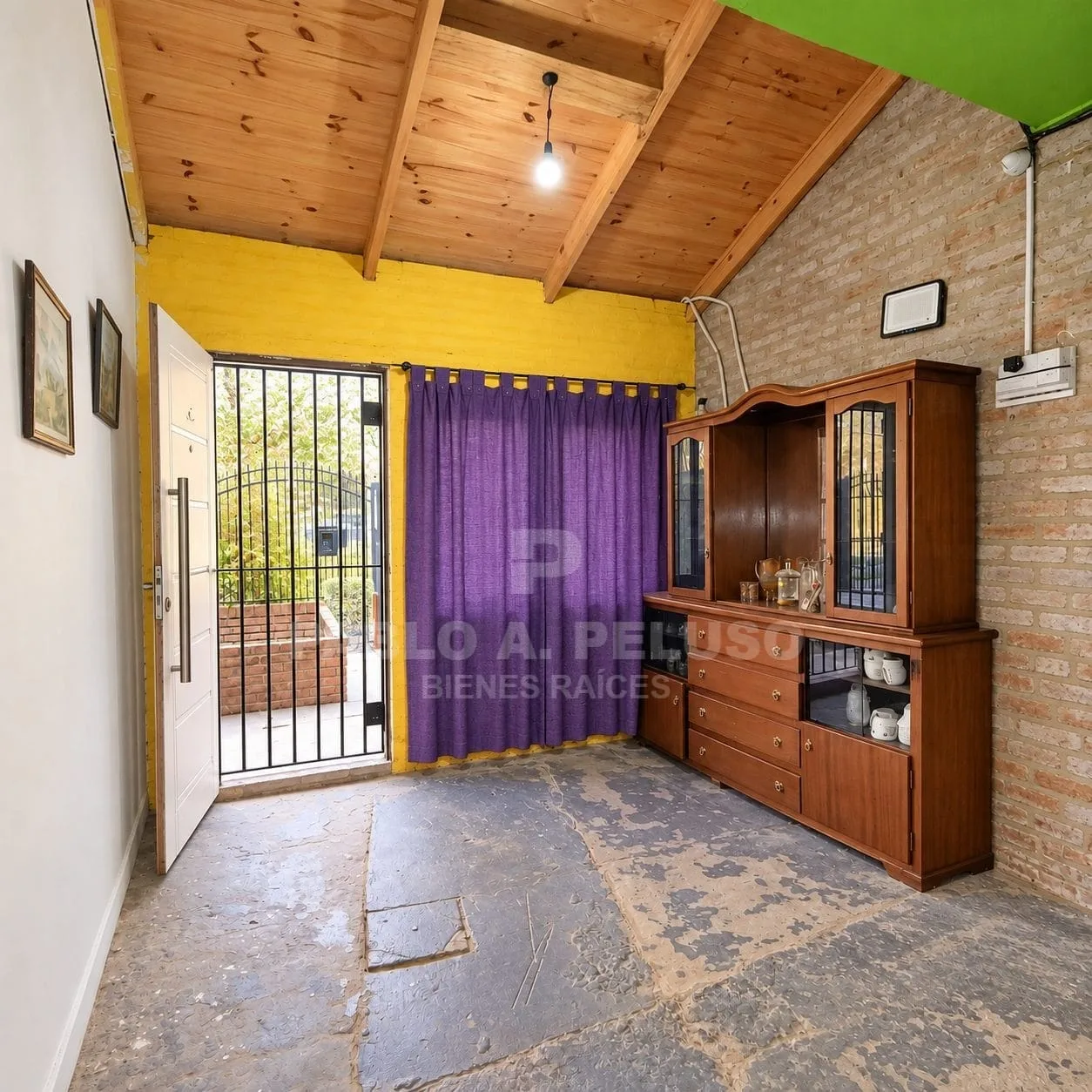 VENTA CASA 3 AMBIENTES. MORENO, ZONA OESTE. BUENOS AIRES.