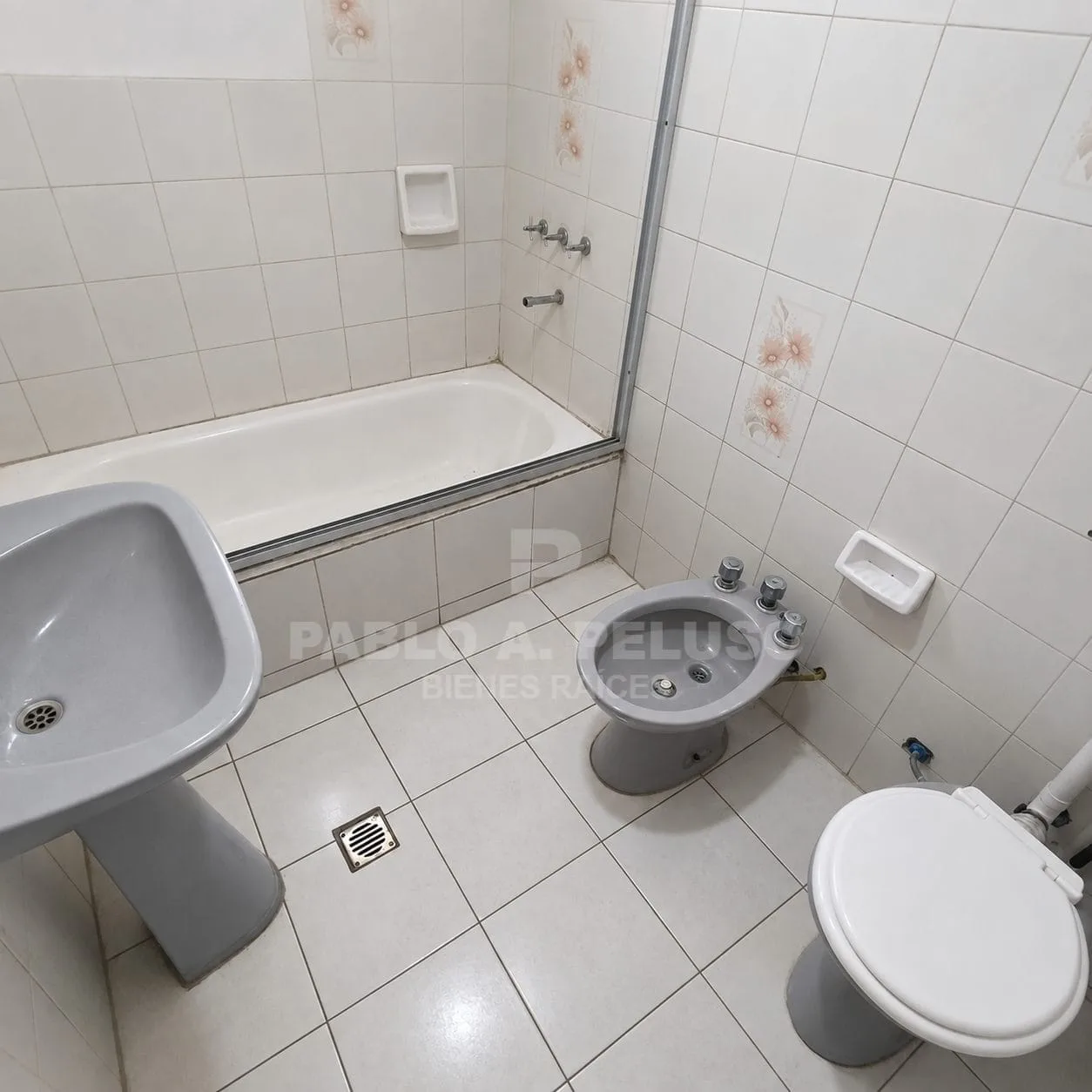 VENTA CASA 4 AMBIENTES EN MERLO. ZONA OESTE. BUENOS AIRES.