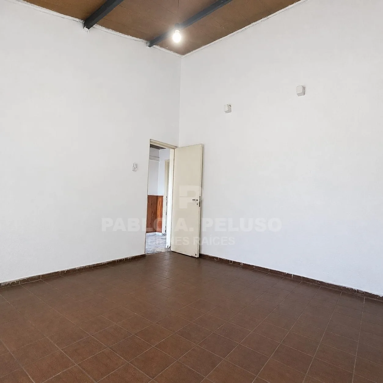 VENTA CASA 4 AMBIENTES EN MERLO. ZONA OESTE. BUENOS AIRES.