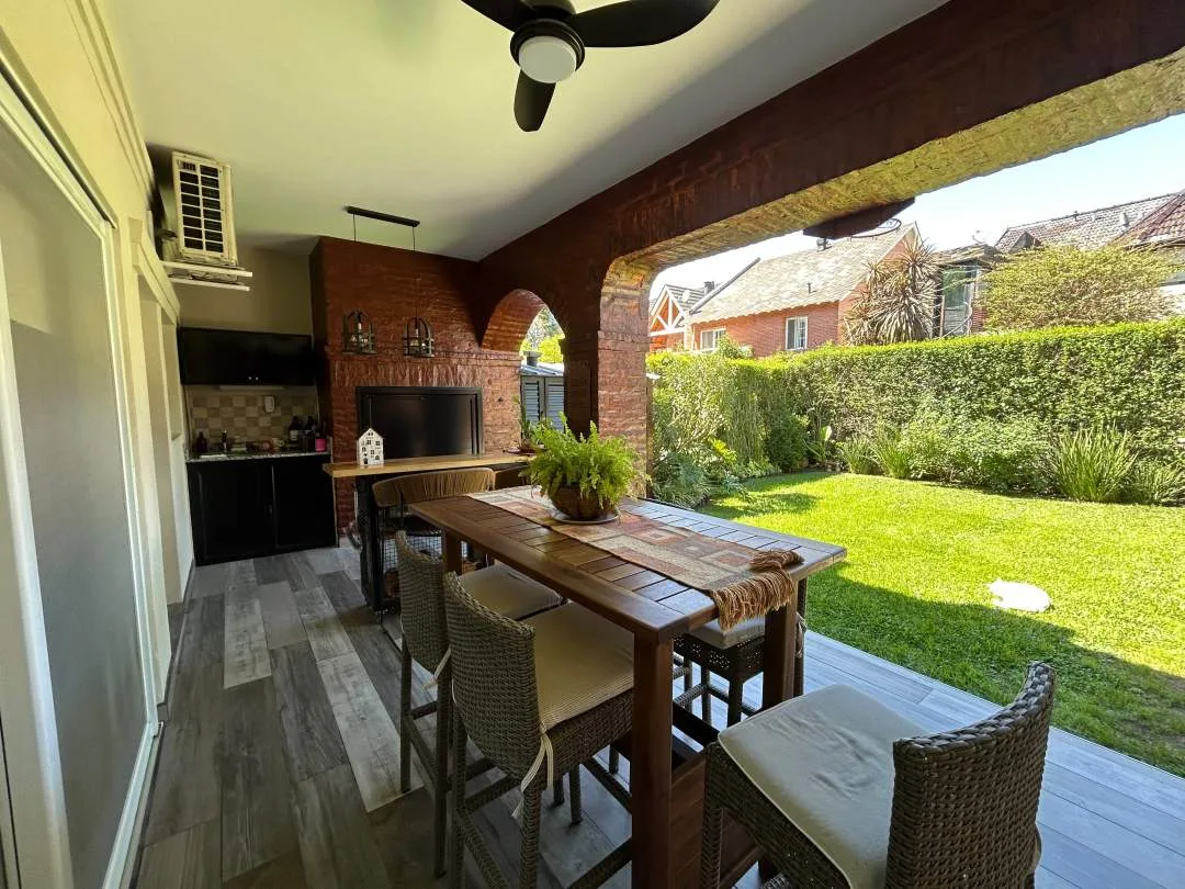 Hermosa Casa 5 ambientes en Venta ubicada en Ciudad Jardin