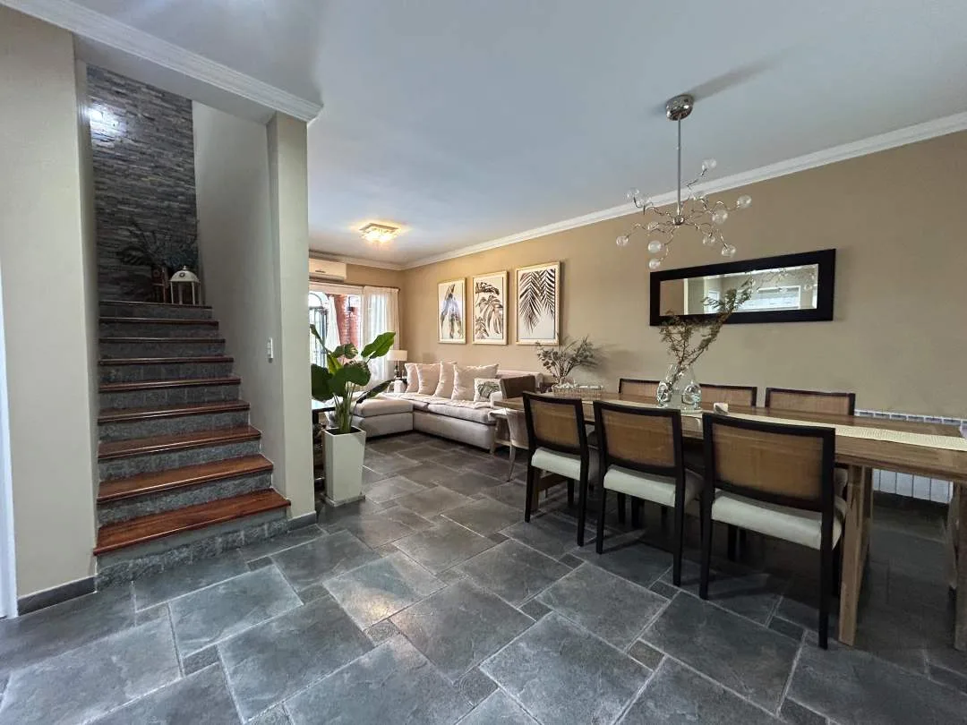 Hermosa Casa 5 ambientes en Venta ubicada en Ciudad Jardin
