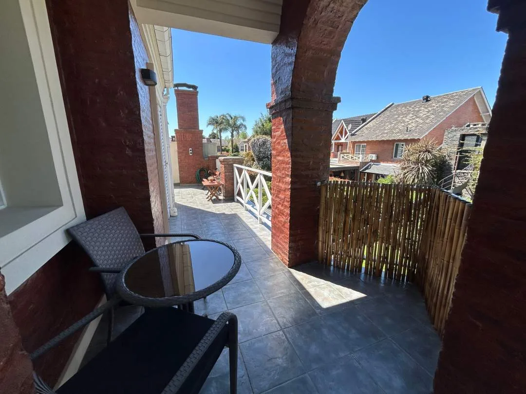 Hermosa Casa 5 ambientes en Venta ubicada en Ciudad Jardin
