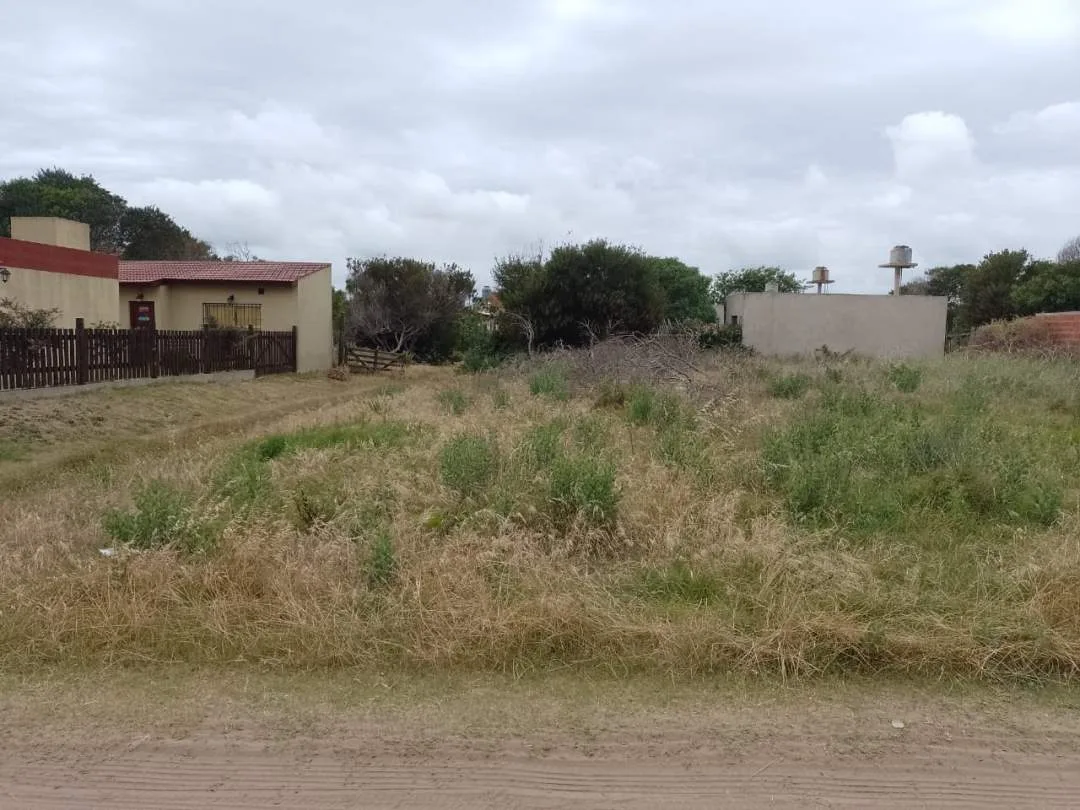 COSTA CHICA LOTE A 200 METROS DEL MAR