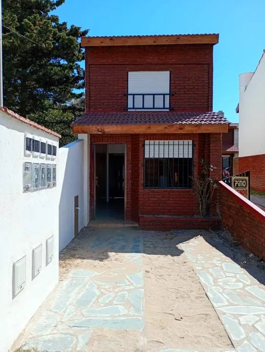 DUPLEX ACONDICIONADOS A LA VENTA EN LAS TONINAS ZONA CENTRO A METROS DEL MAR FINANCIADOS