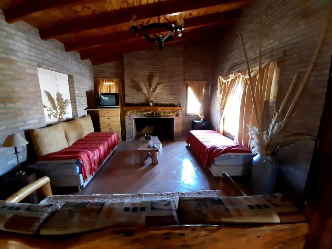 ALQUILER TEMPORARIO Chalet de N LOS REARTES (A 8KM DE VILLA GRAL.BELGRANO)