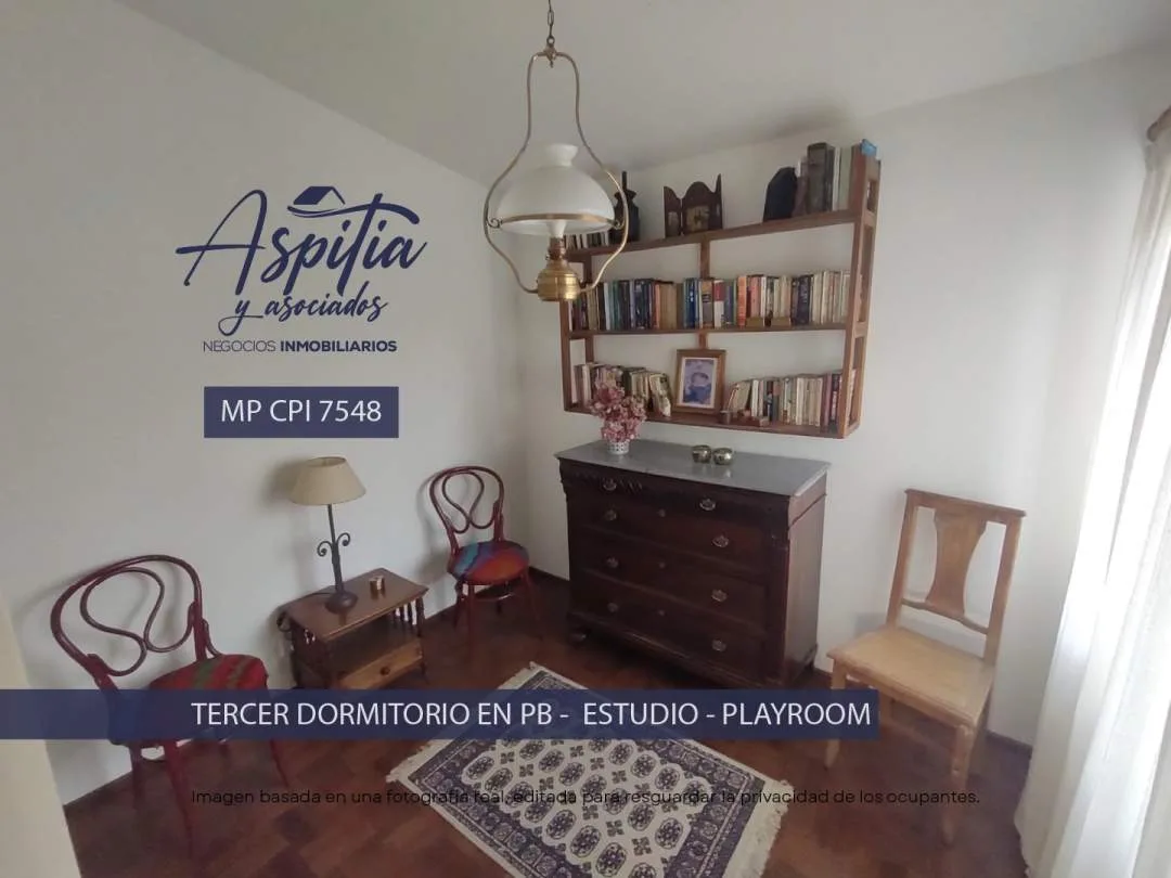 VENTA Casa 5 dormitorios con quincho y cochera en Poeta Lugones