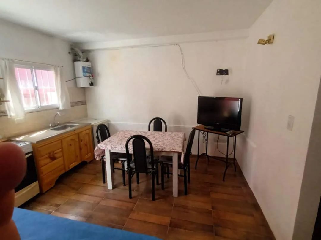 447 - VENDE DEPARTAMENTO EN PLANTA BAJA