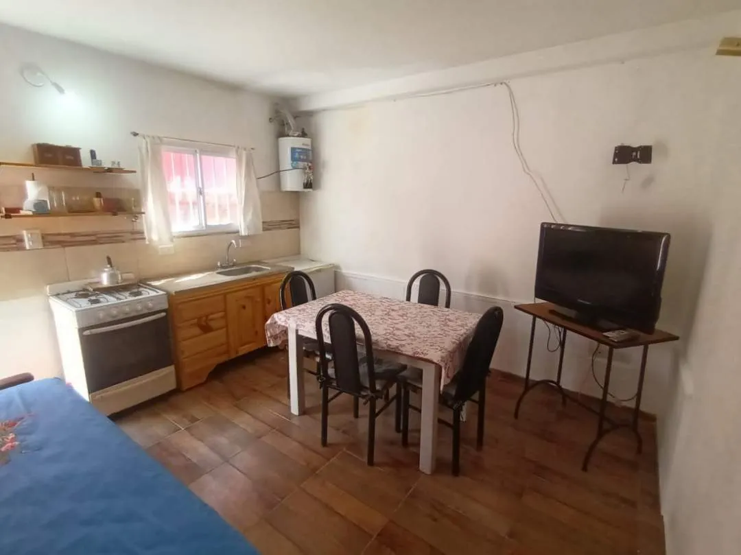 447 - VENDE DEPARTAMENTO EN PLANTA BAJA