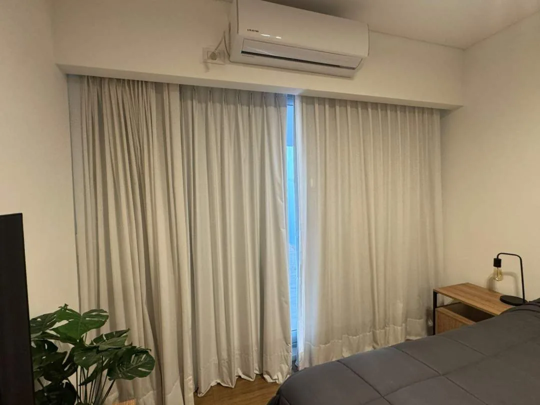 ALMAGRO. Alquiler temporario de 1 gran ambiente con terraza propia