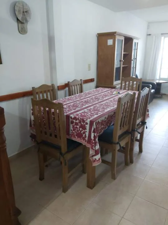 TRIPLEX EN ALQUILER ANUAL