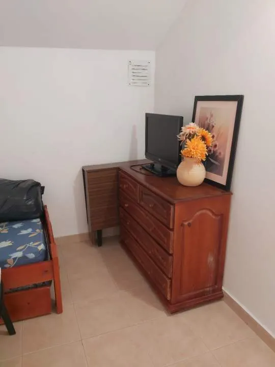 TRIPLEX EN ALQUILER ANUAL