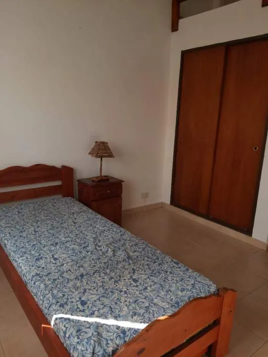 TRIPLEX EN ALQUILER ANUAL