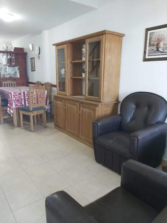 TRIPLEX EN ALQUILER ANUAL