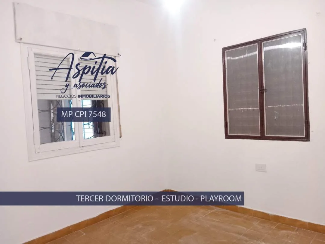 ALQUILER Casa 3 dormitorios y patio en Empalme - Cordoba