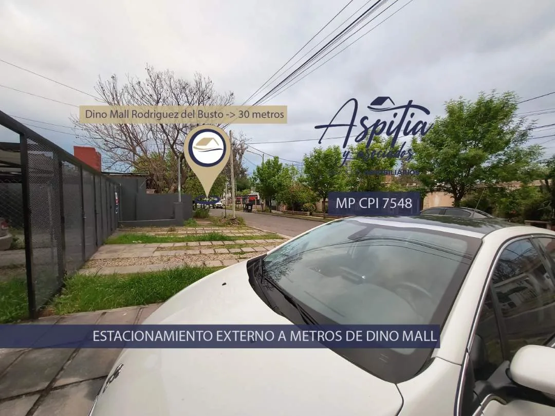 ALQUILER Dúplex A 2 dormitorios con cochera y patio en Cerro Chico
