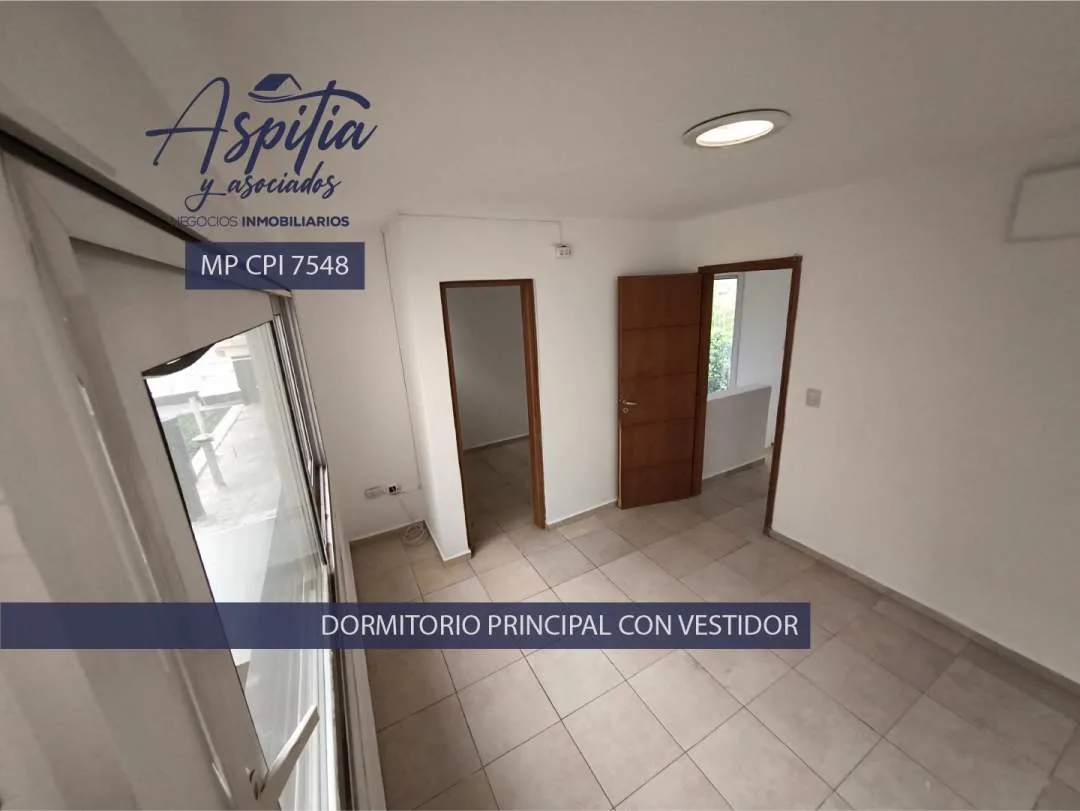 ALQUILER Dúplex A 2 dormitorios con cochera y patio en Cerro Chico