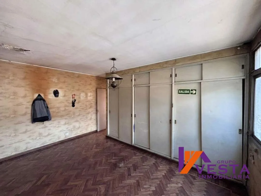 CASA EN VENTA-NECOCHEA AL 500- MACROCENTRO