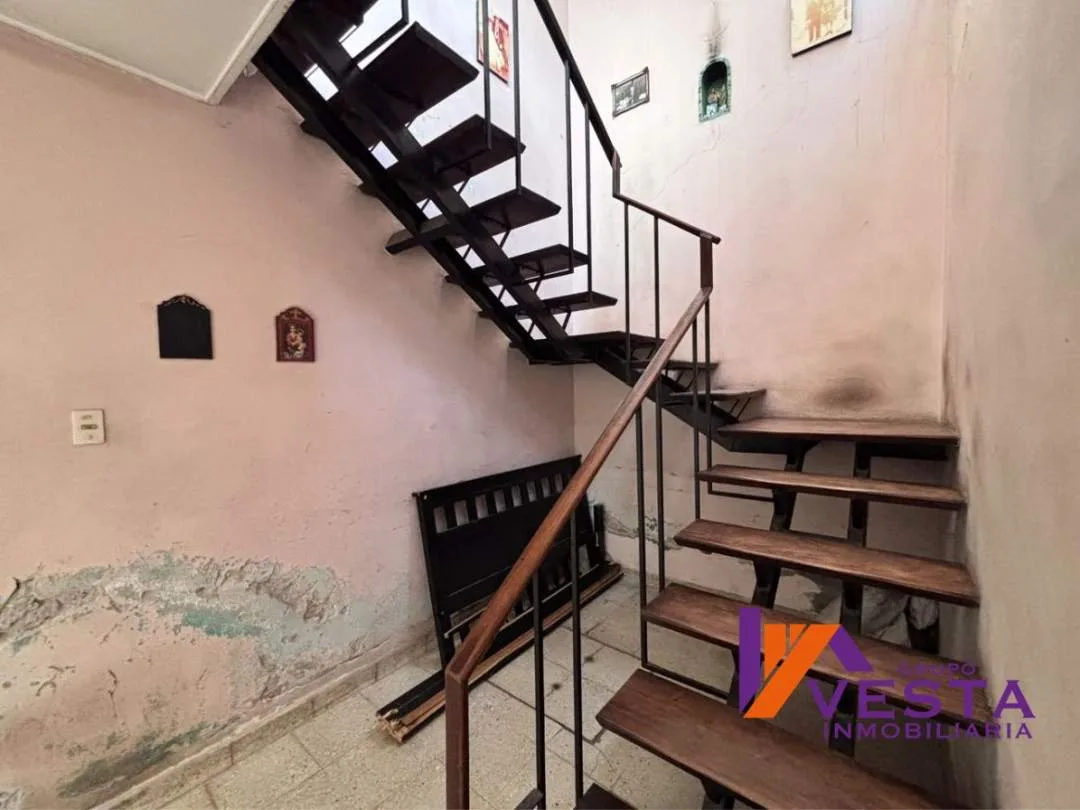 CASA EN VENTA-NECOCHEA AL 500- MACROCENTRO