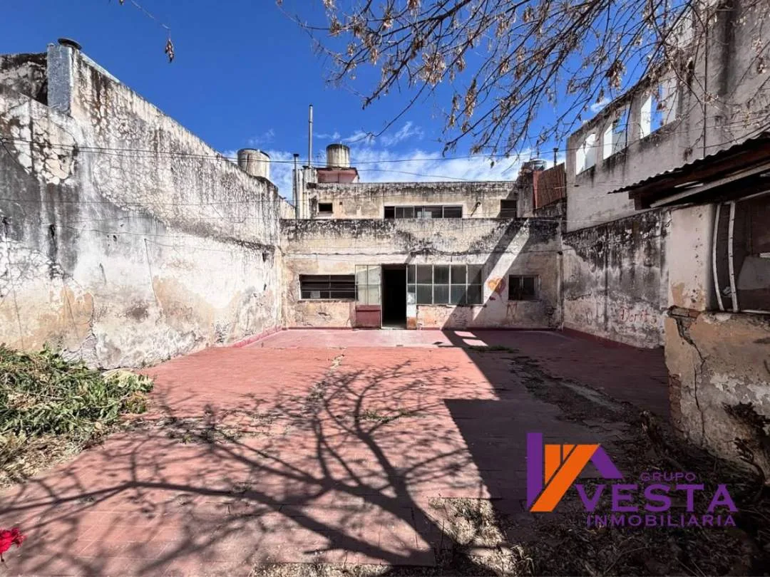 CASA EN VENTA-NECOCHEA AL 500- MACROCENTRO