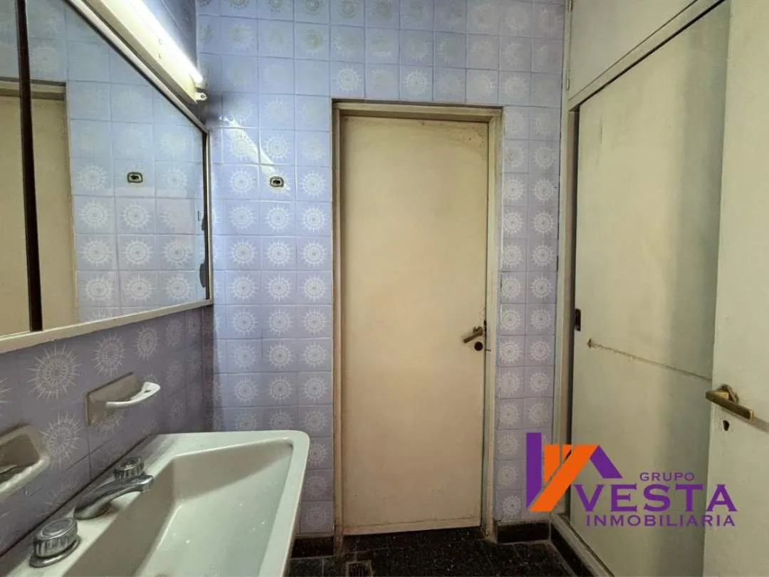 CASA EN VENTA-NECOCHEA AL 500- MACROCENTRO