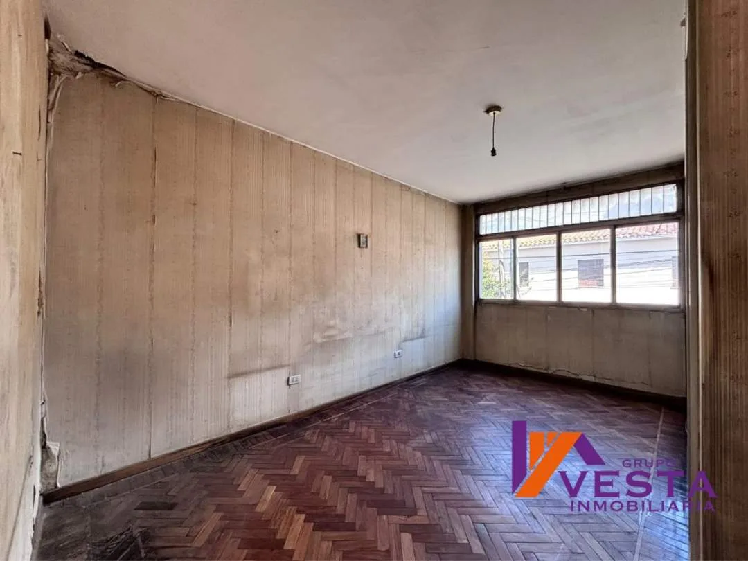 CASA EN VENTA-NECOCHEA AL 500- MACROCENTRO