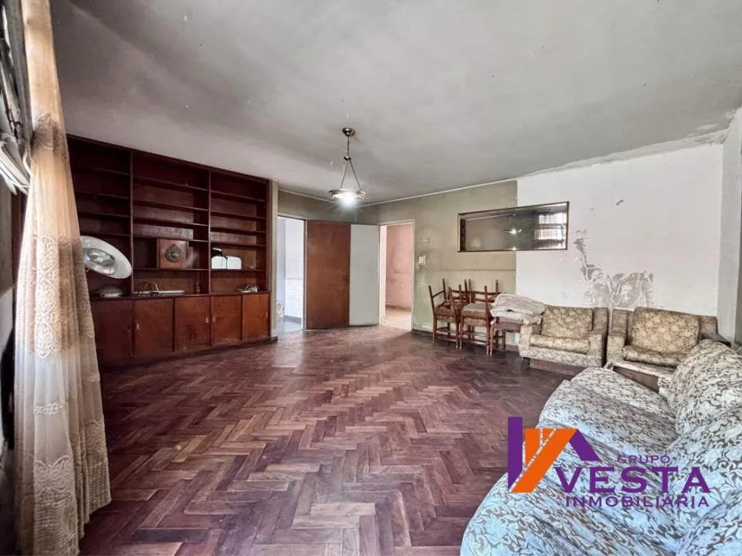 CASA EN VENTA-NECOCHEA AL 500- MACROCENTRO