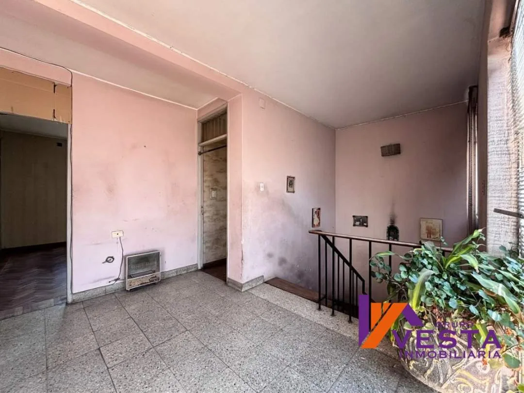 CASA EN VENTA-NECOCHEA AL 500- MACROCENTRO