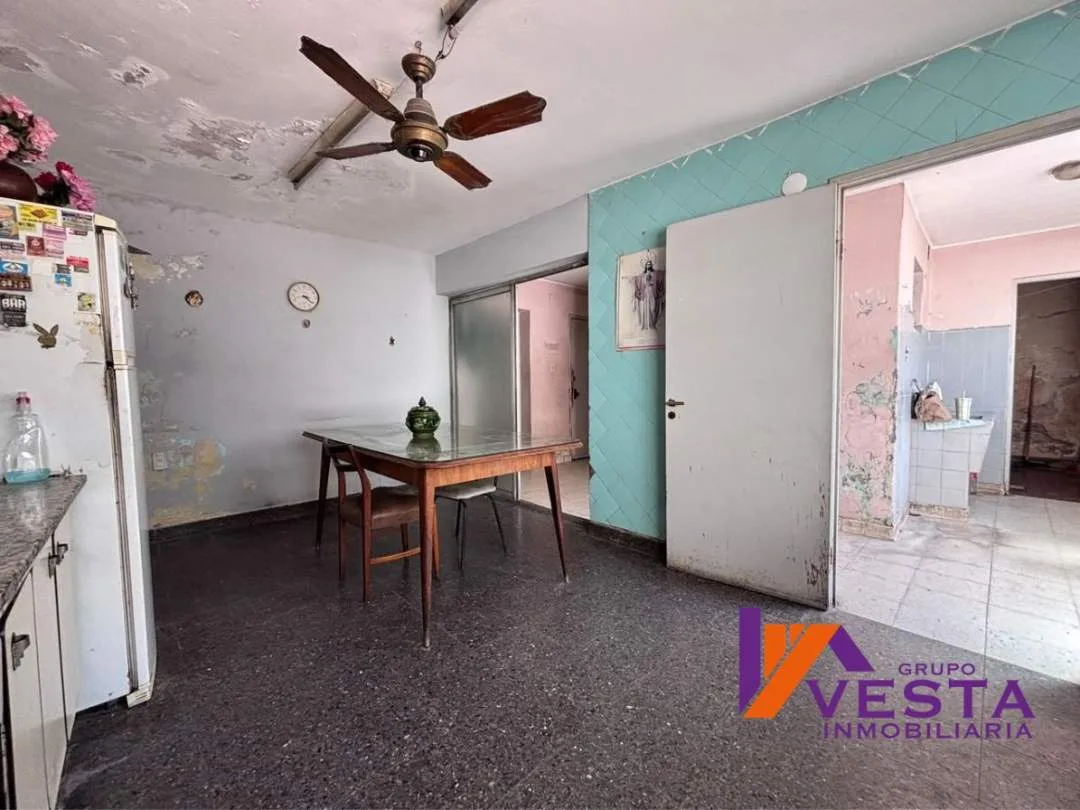 CASA EN VENTA-NECOCHEA AL 500- MACROCENTRO