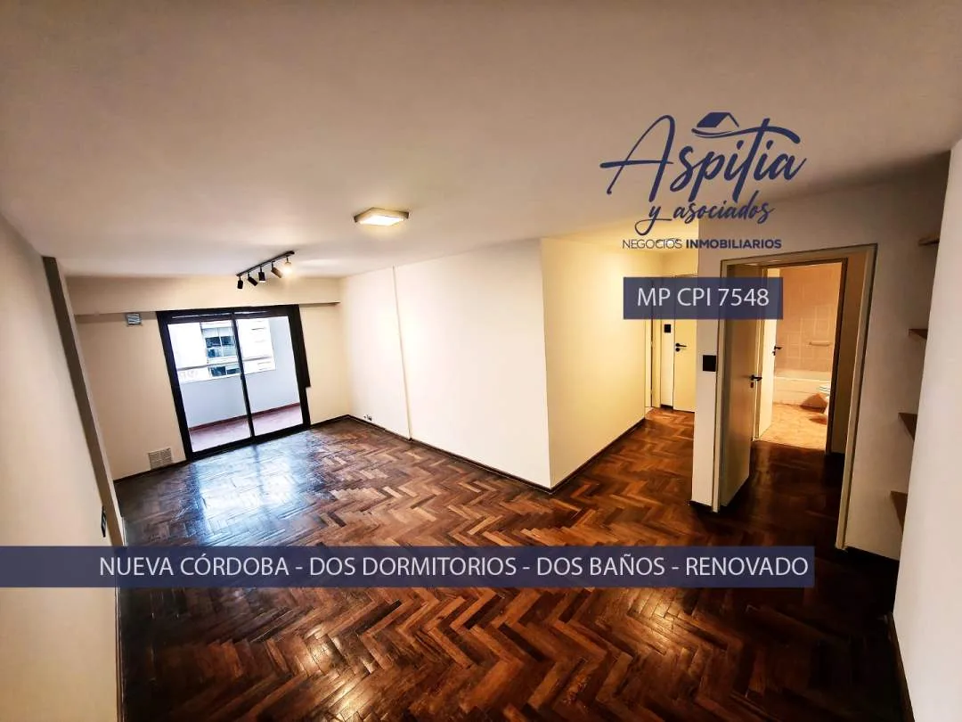 VENTA Departamento 2 dormitorios renovado con balcón en Nueva Córdoba