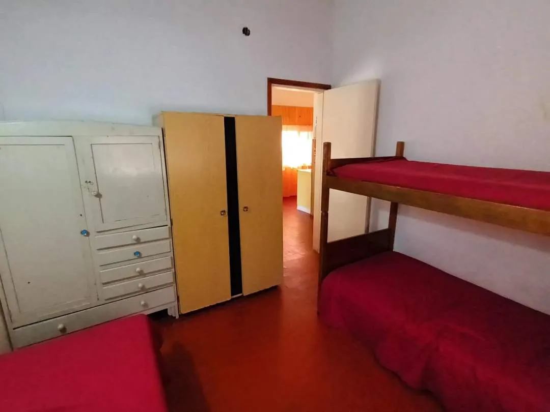 VENDE CASA + DPTO