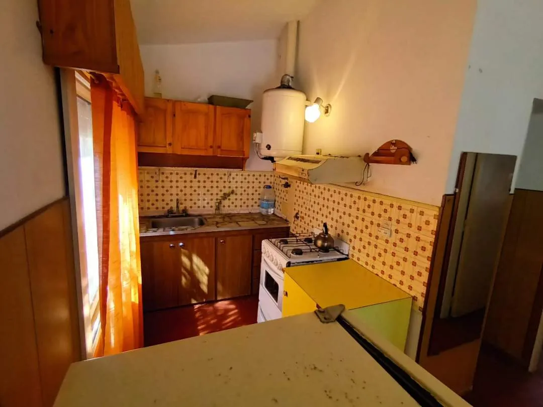 VENDE CASA + DPTO