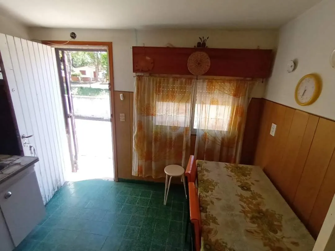 VENDE CASA + DPTO