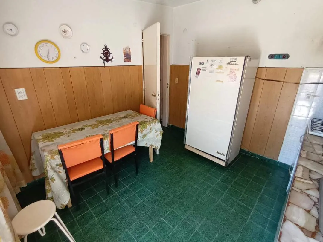VENDE CASA + DPTO