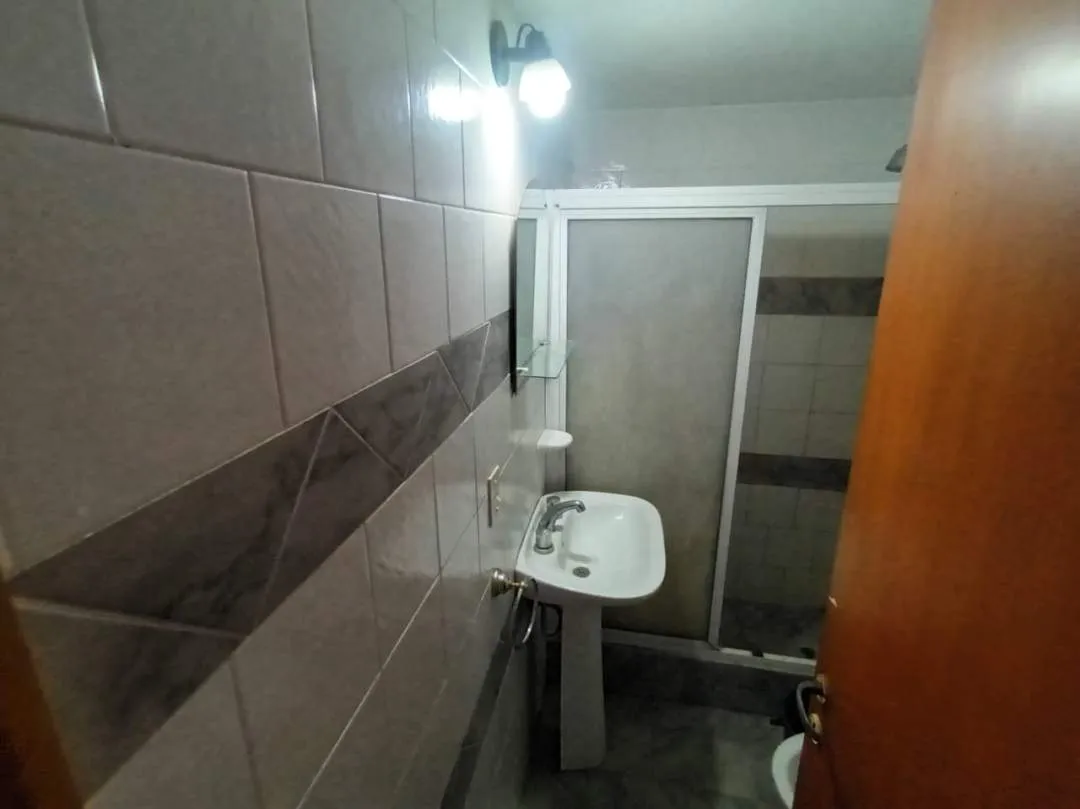 DUPLEX 3 AMBIENTES AL FRENTE