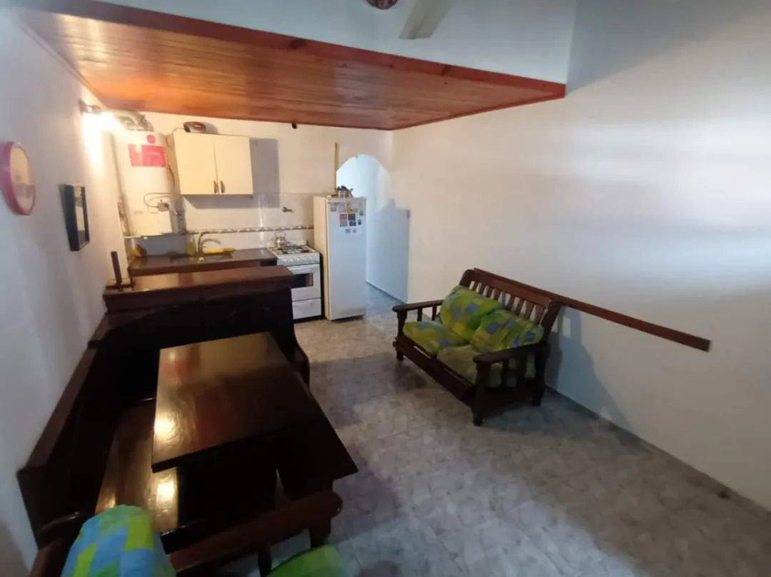 DUPLEX 3 AMBIENTES AL FRENTE