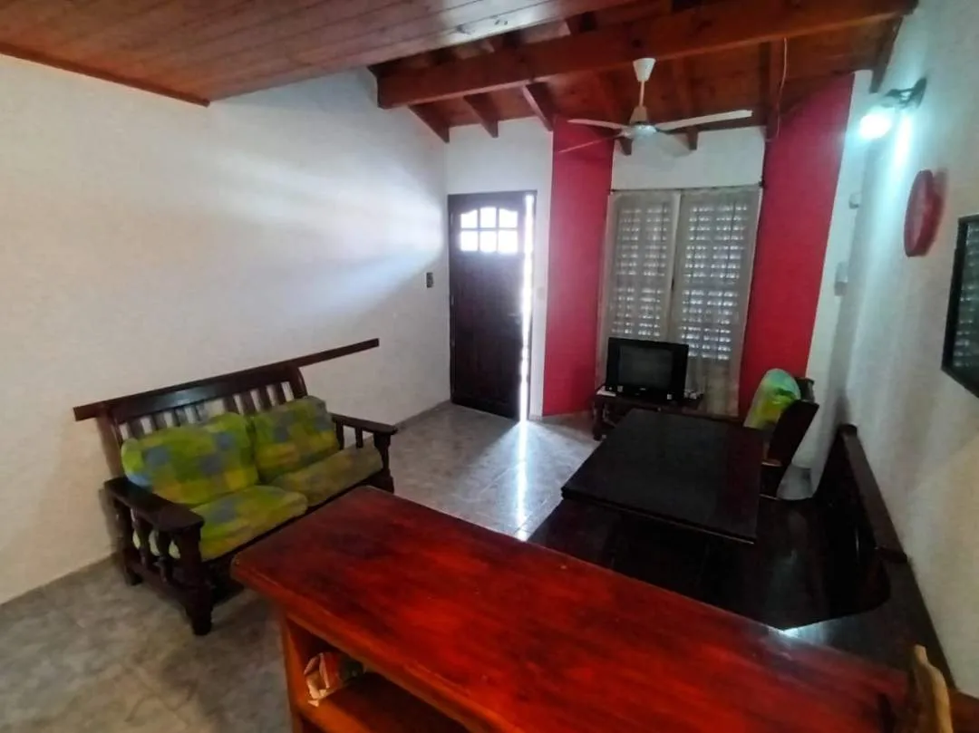 DUPLEX 3 AMBIENTES AL FRENTE