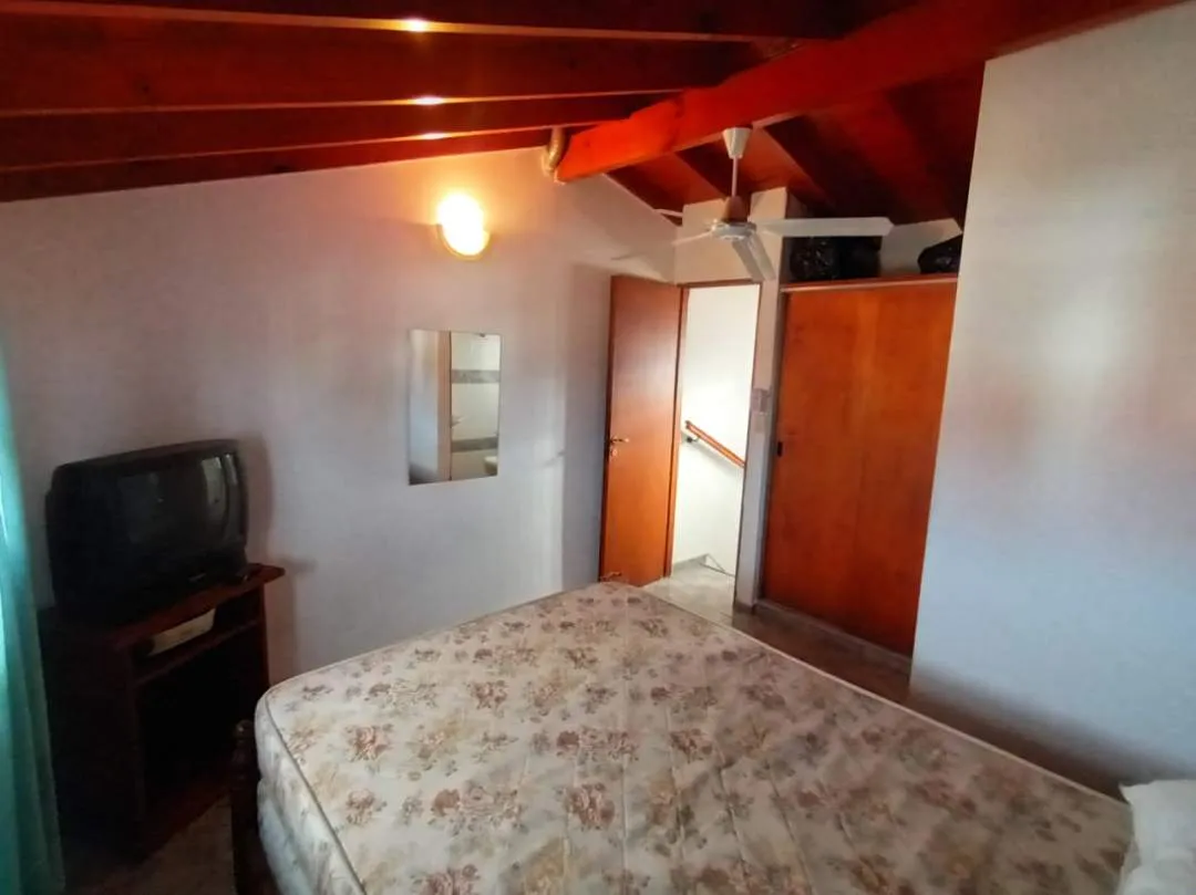 DUPLEX 3 AMBIENTES AL FRENTE