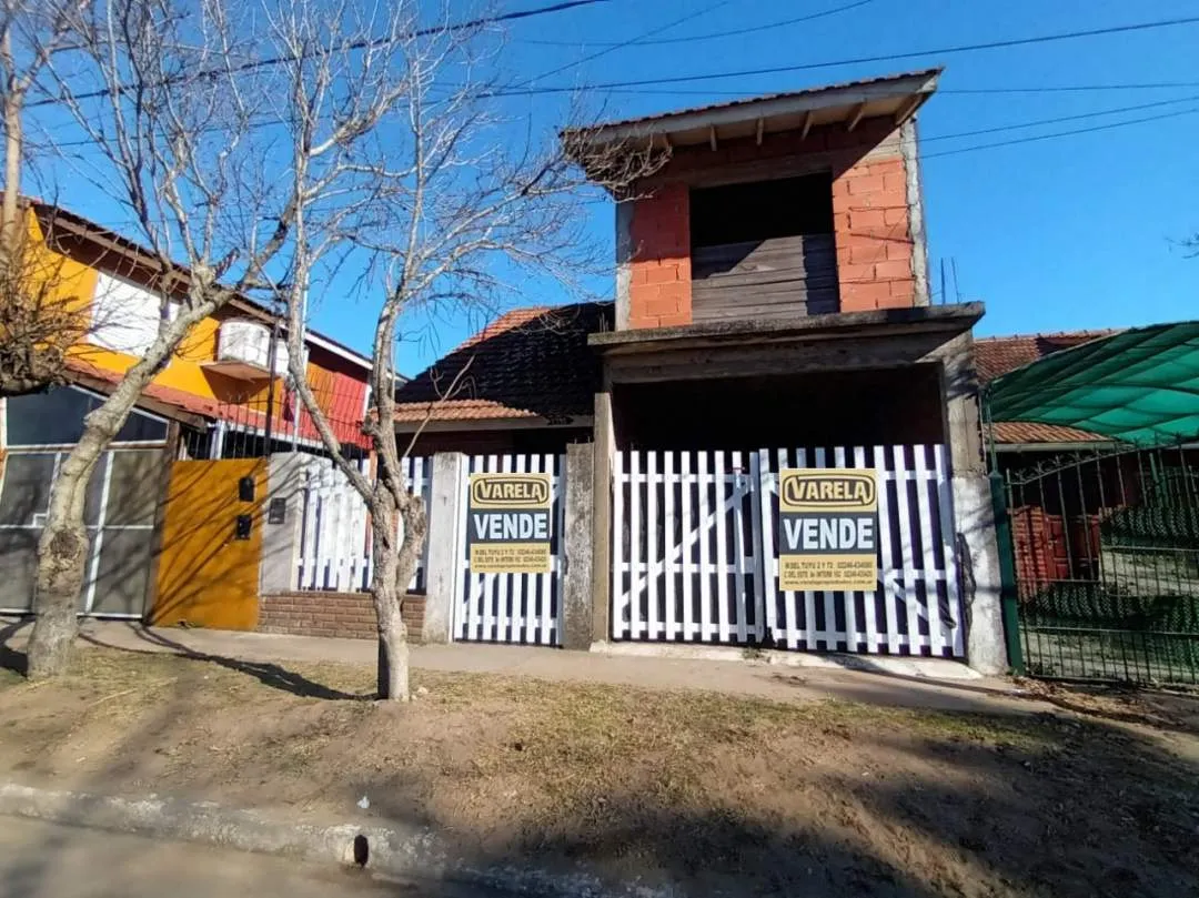 DUPLEX 3 AMBIENTES CON AMPLIACIONES
