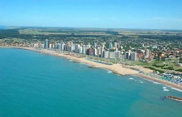 CASA + DEPTO EN MIRAMAR