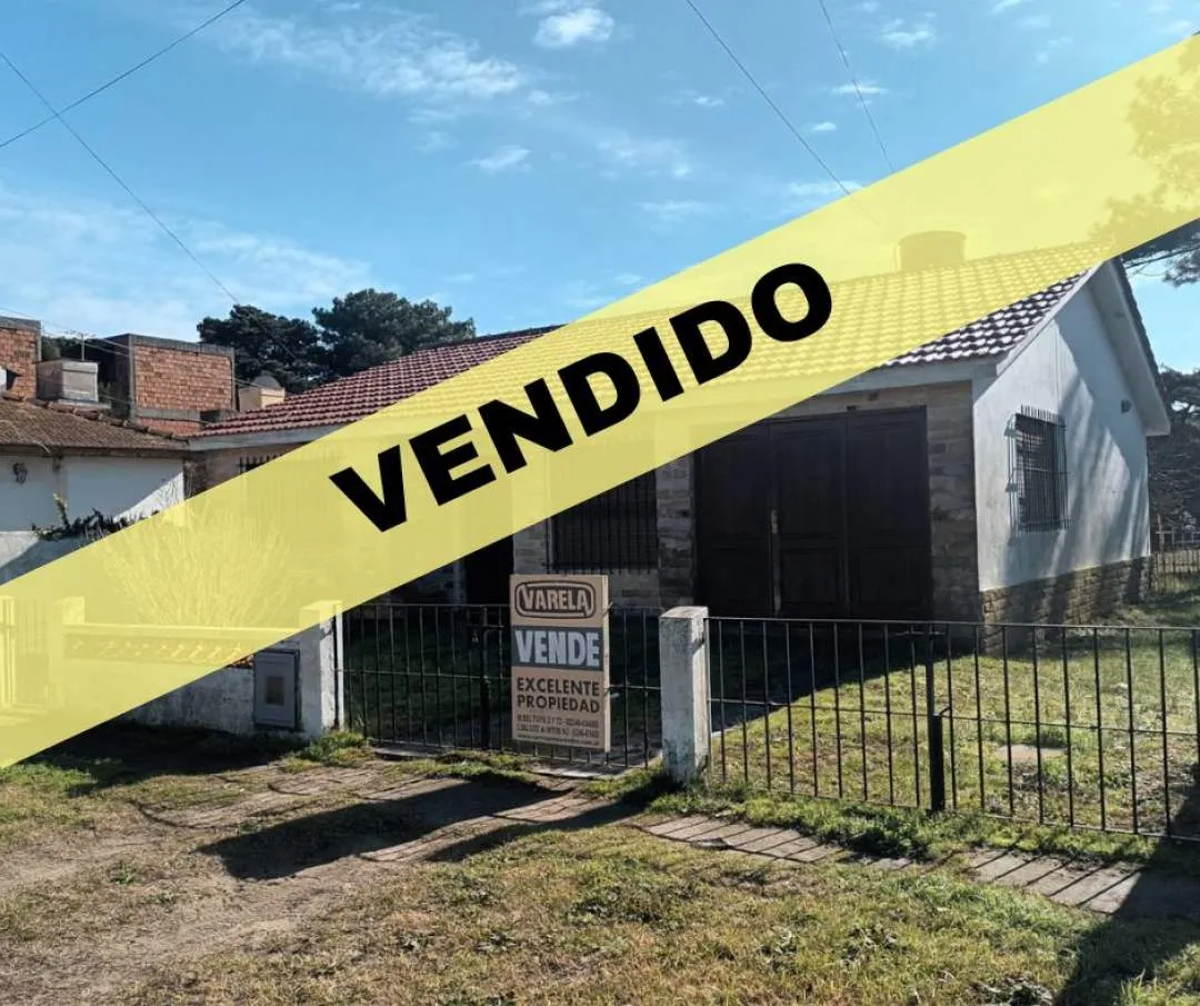 CHALET C/  LOTE 678 M2 - GAS NATURAL(RESERVADO)
