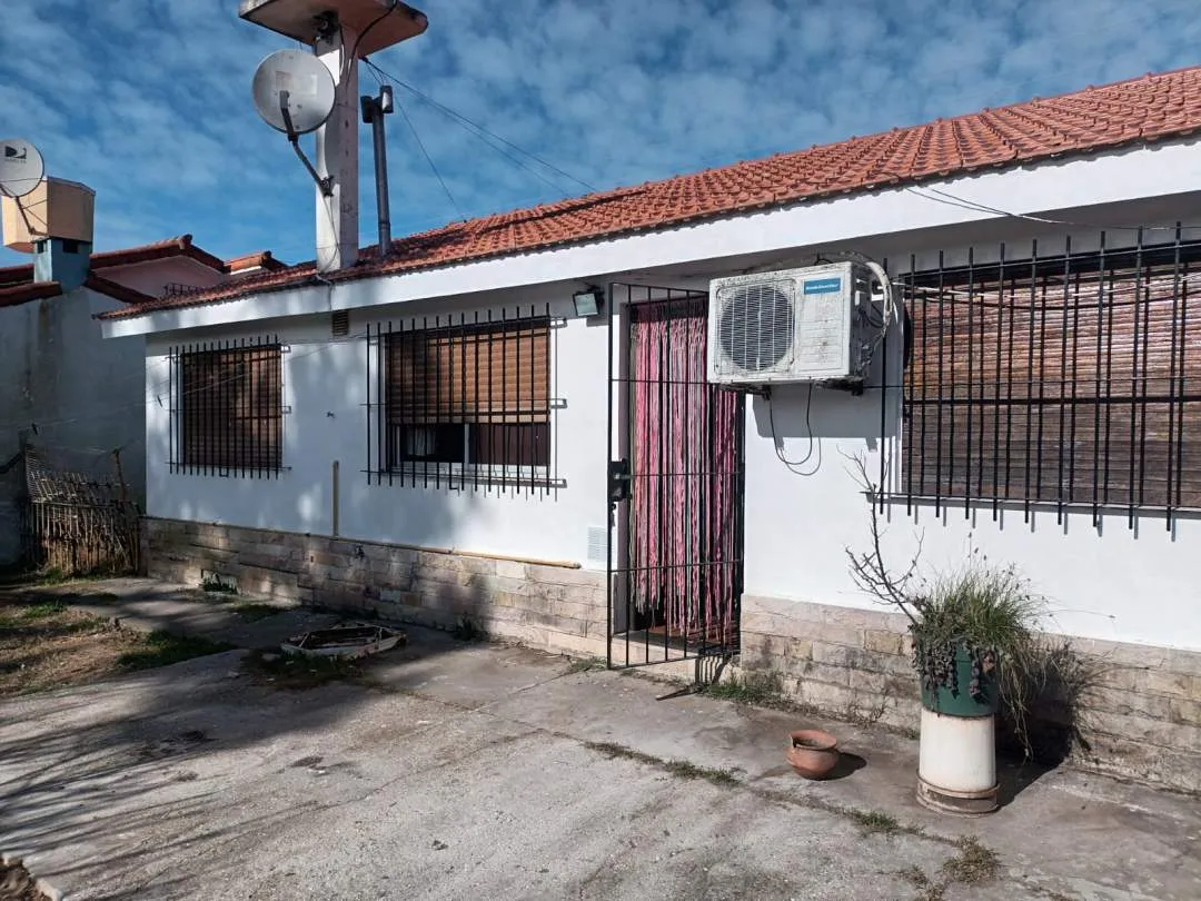CHALET C/  LOTE 678 M2 - GAS NATURAL(RESERVADO)