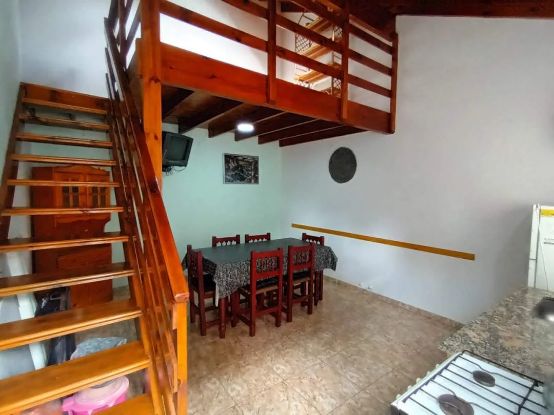 HERMOSO DUPLEX ZONA RESIDENCIAL