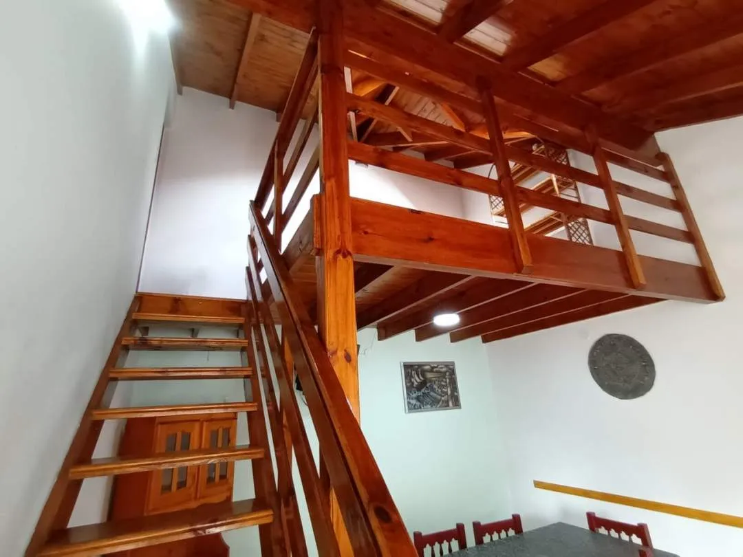 HERMOSO DUPLEX ZONA RESIDENCIAL