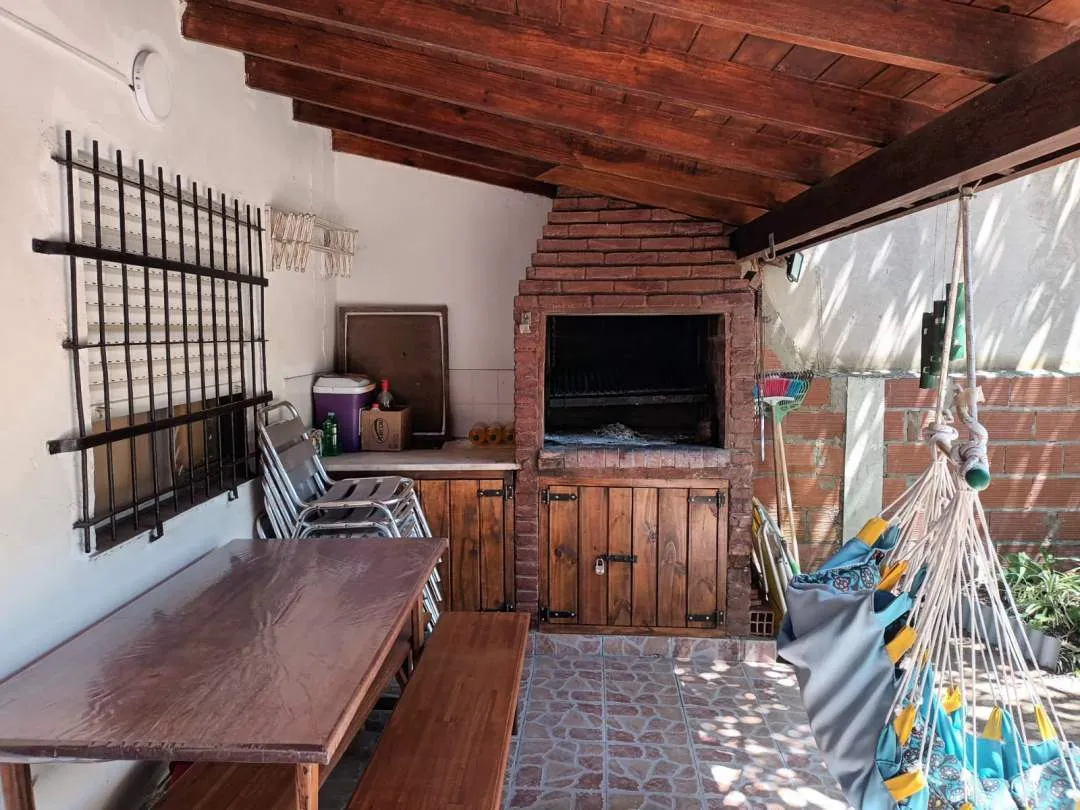 VENDE CHALET 3 AMBIENTES