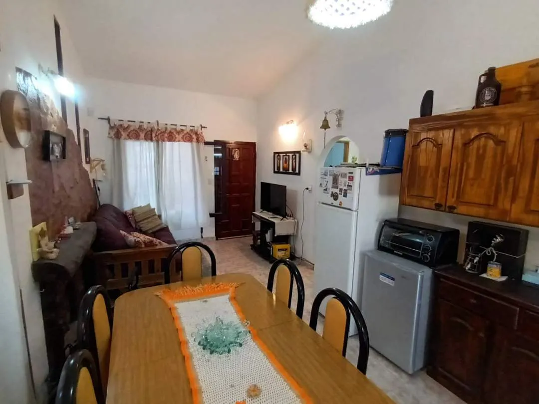 VENDE CHALET 3 AMBIENTES