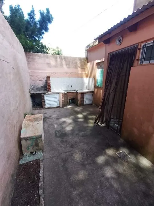 DOS CASAS EN LOTE PROPIO   (VENDIDO)