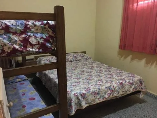 DOS CASAS EN LOTE PROPIO   (VENDIDO)