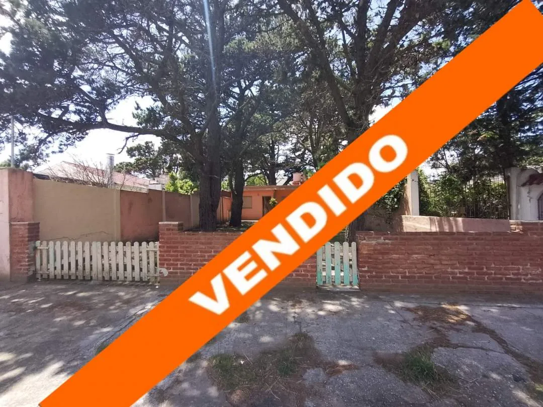 DOS CASAS EN LOTE PROPIO   (VENDIDO)