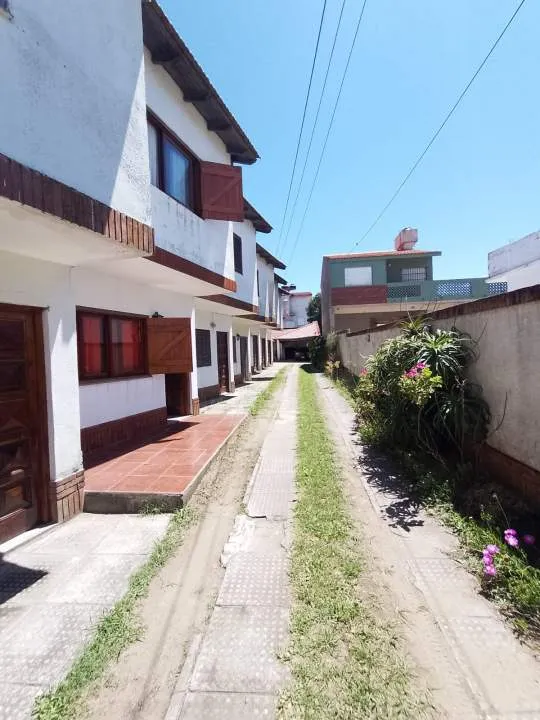 VENDE DUPLEX 3 AMBIENTES