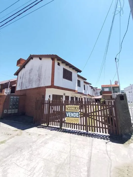VENDE DUPLEX 3 AMBIENTES